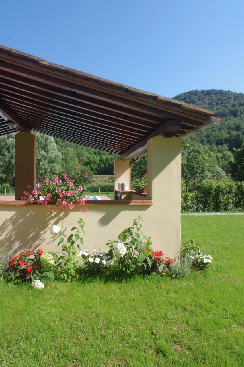 Casale La Fata -Tipico Toscano Immerso Nelle Colline Tra Lucca E Versilia, 6 Appartamenti Indipendenti Camaiore Dış mekan fotoğraf