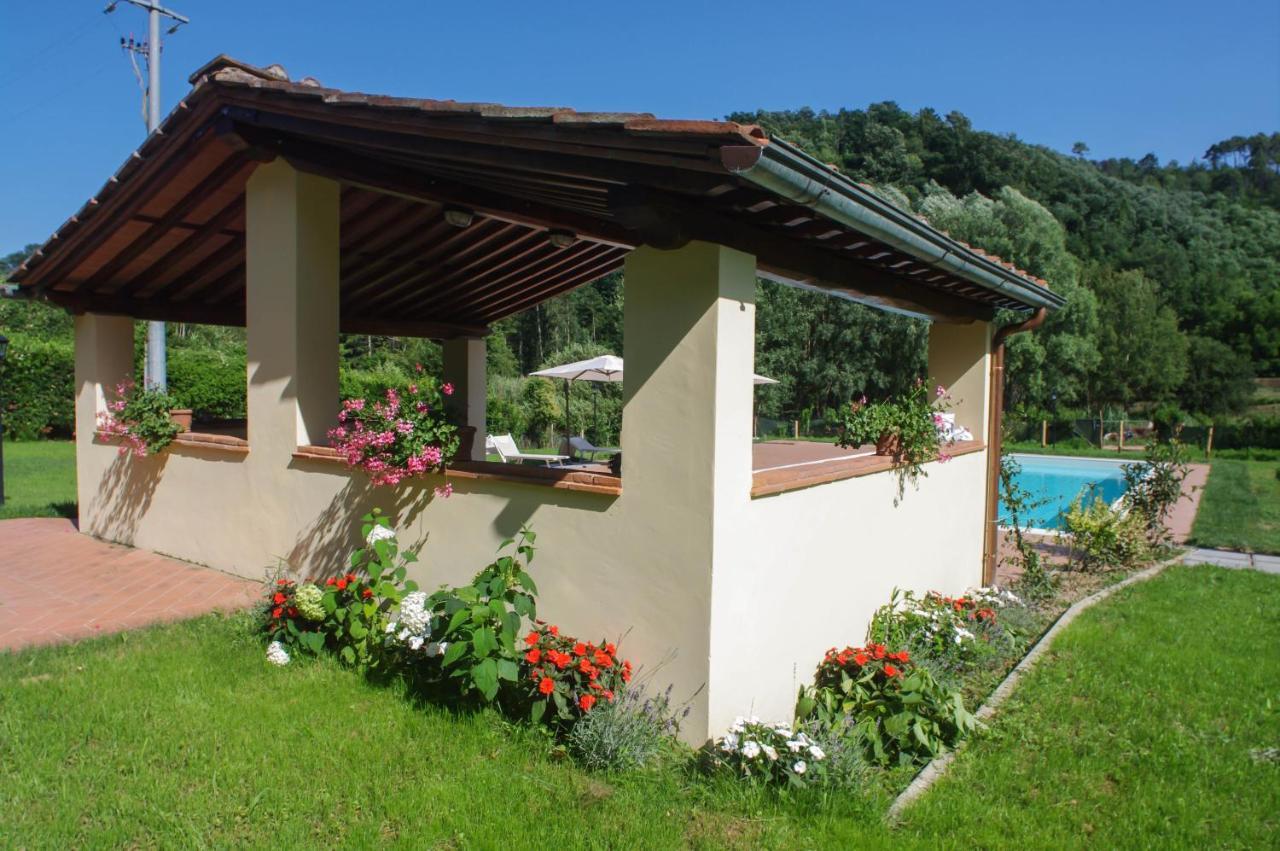 Casale La Fata -Tipico Toscano Immerso Nelle Colline Tra Lucca E Versilia, 6 Appartamenti Indipendenti Camaiore Dış mekan fotoğraf
