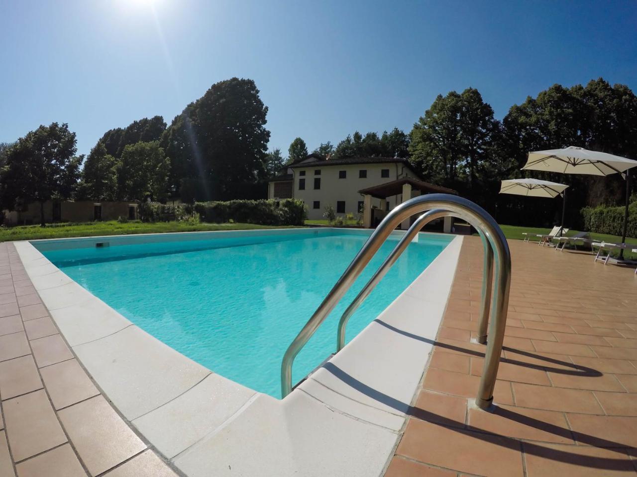 Casale La Fata -Tipico Toscano Immerso Nelle Colline Tra Lucca E Versilia, 6 Appartamenti Indipendenti Camaiore Dış mekan fotoğraf