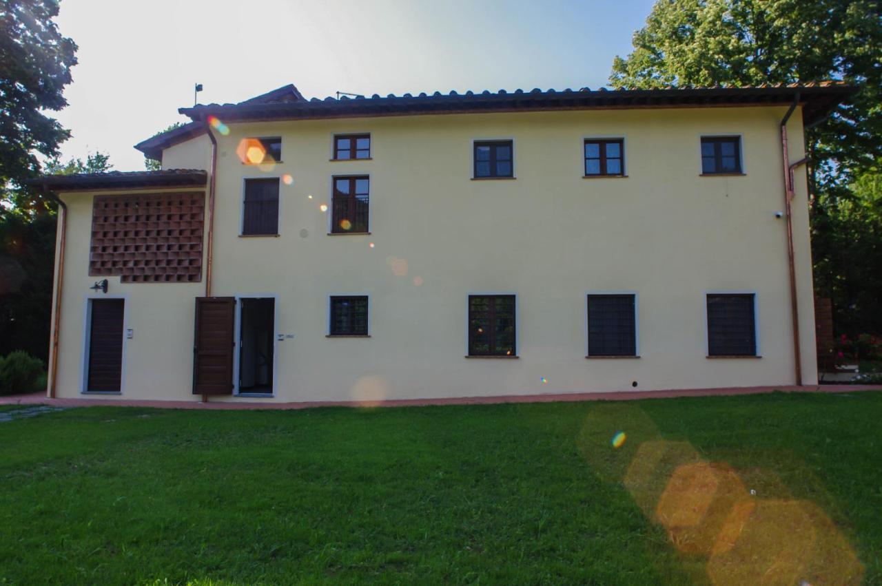 Casale La Fata -Tipico Toscano Immerso Nelle Colline Tra Lucca E Versilia, 6 Appartamenti Indipendenti Camaiore Dış mekan fotoğraf